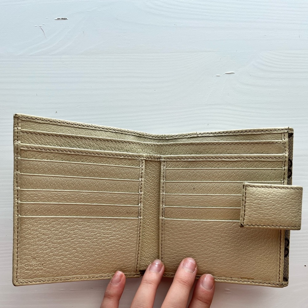 Gucci Wallet - Picture 3 of 5